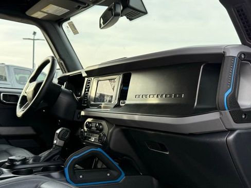 Certified 2023 Ford Bronco Black Diamond image 18