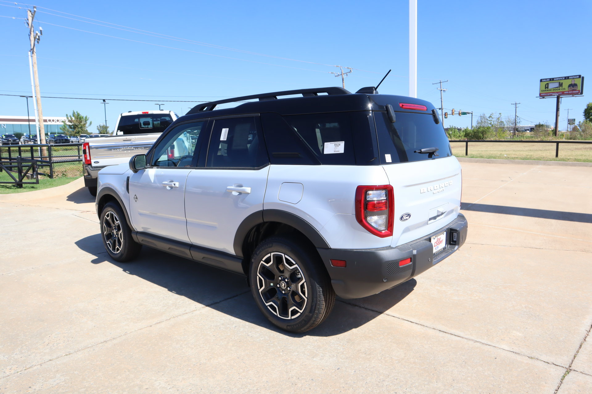New 2026 Ford Bronco Sport Outer Banks w/ Outer Banks Tech Package+ AWD/4WD image 23