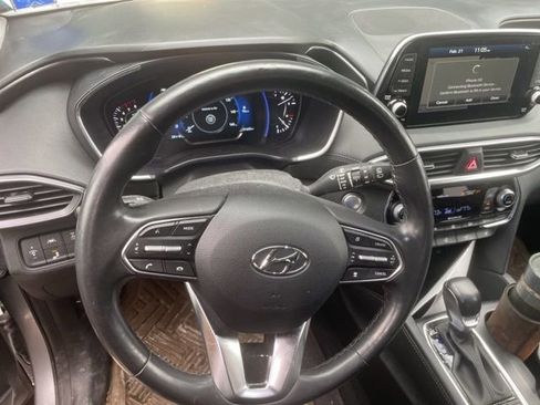 Used 2020 Hyundai Santa Fe Limited image 10