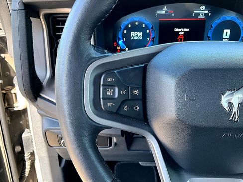 Used 2025 Ford Bronco Outer Banks AWD/4WD image 28