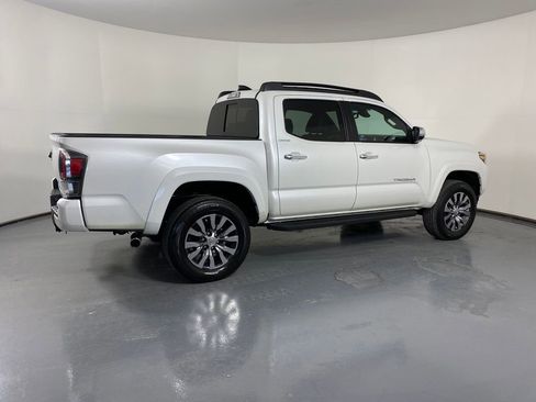 Certified 2022 Toyota Tacoma Limited image 6