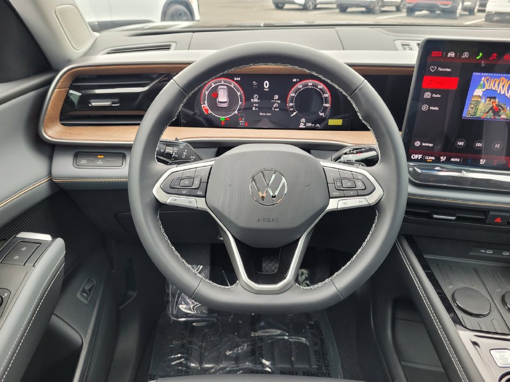 New 2027 Volkswagen Atlas SE FWD image 18