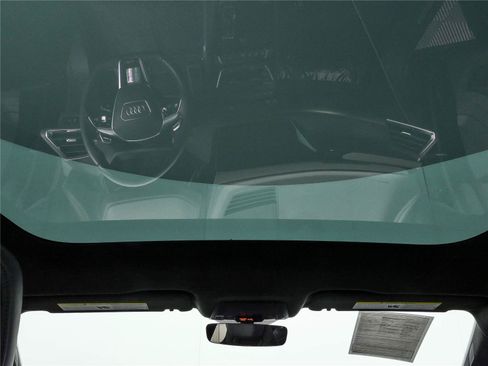 Used 2023 Audi RS e-tron GT w/ Ceramic Brake Package AWD/4WD image 21