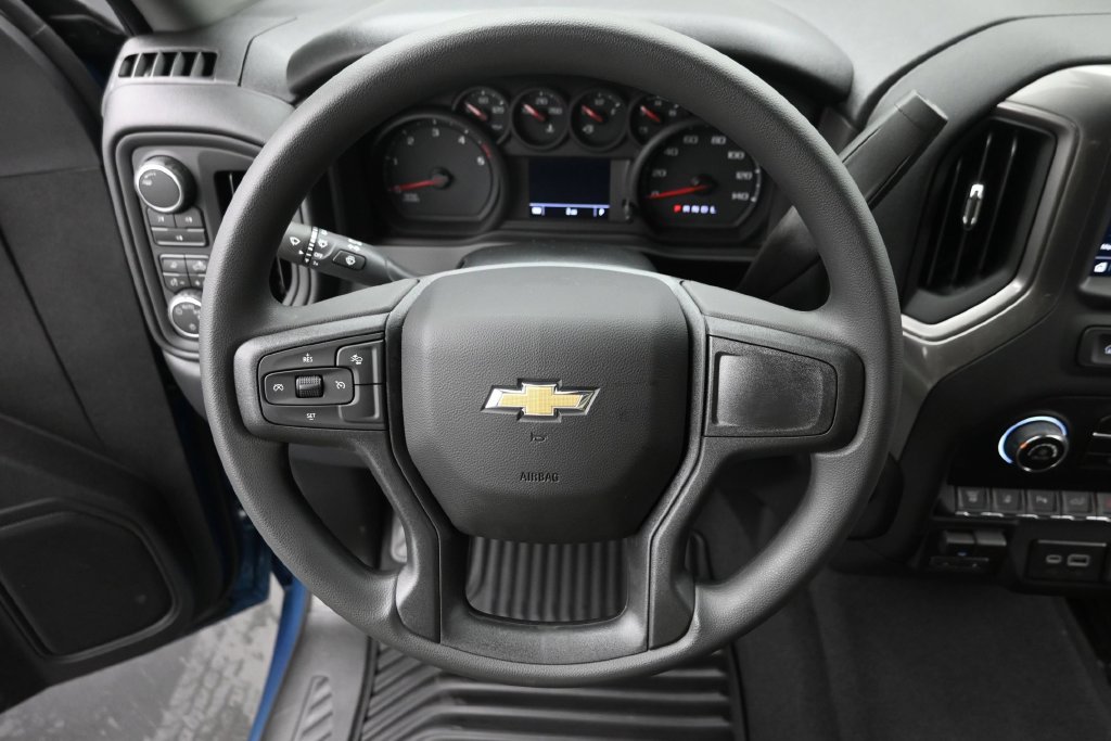 New 2026 Chevrolet Silverado 2500 Custom w/ Custom Value Package AWD/4WD image 16