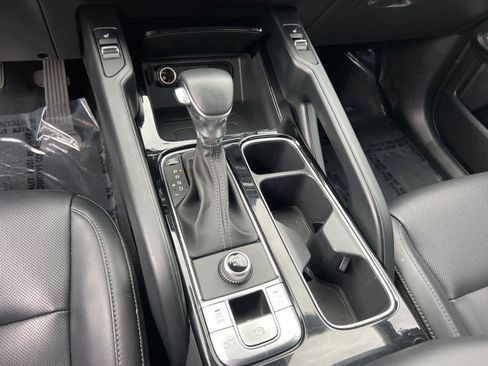 Used 2022 Kia Telluride S FWD image 33