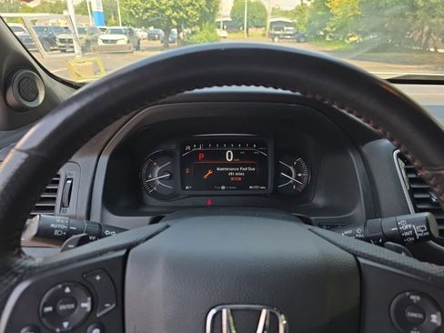 Used 2023 Honda Passport TrailSport image 15