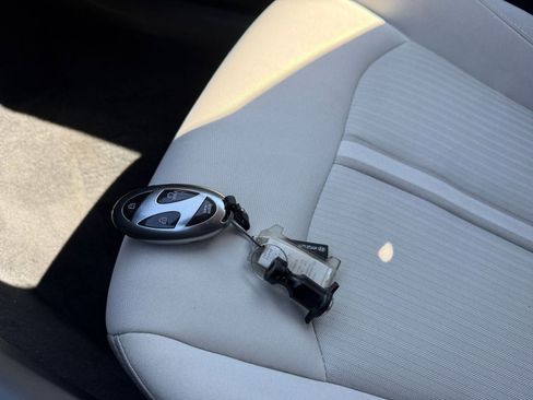Used 2025 Hyundai Sonata SEL FWD image 21