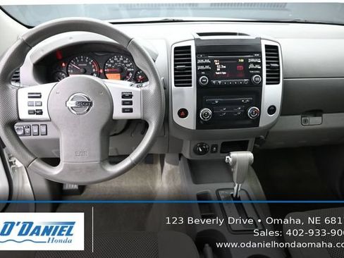 Used 2014 Nissan Frontier SV AWD/4WD image 26