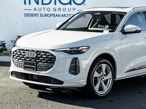 New 2025 Audi Q5 Premium Plus image 2