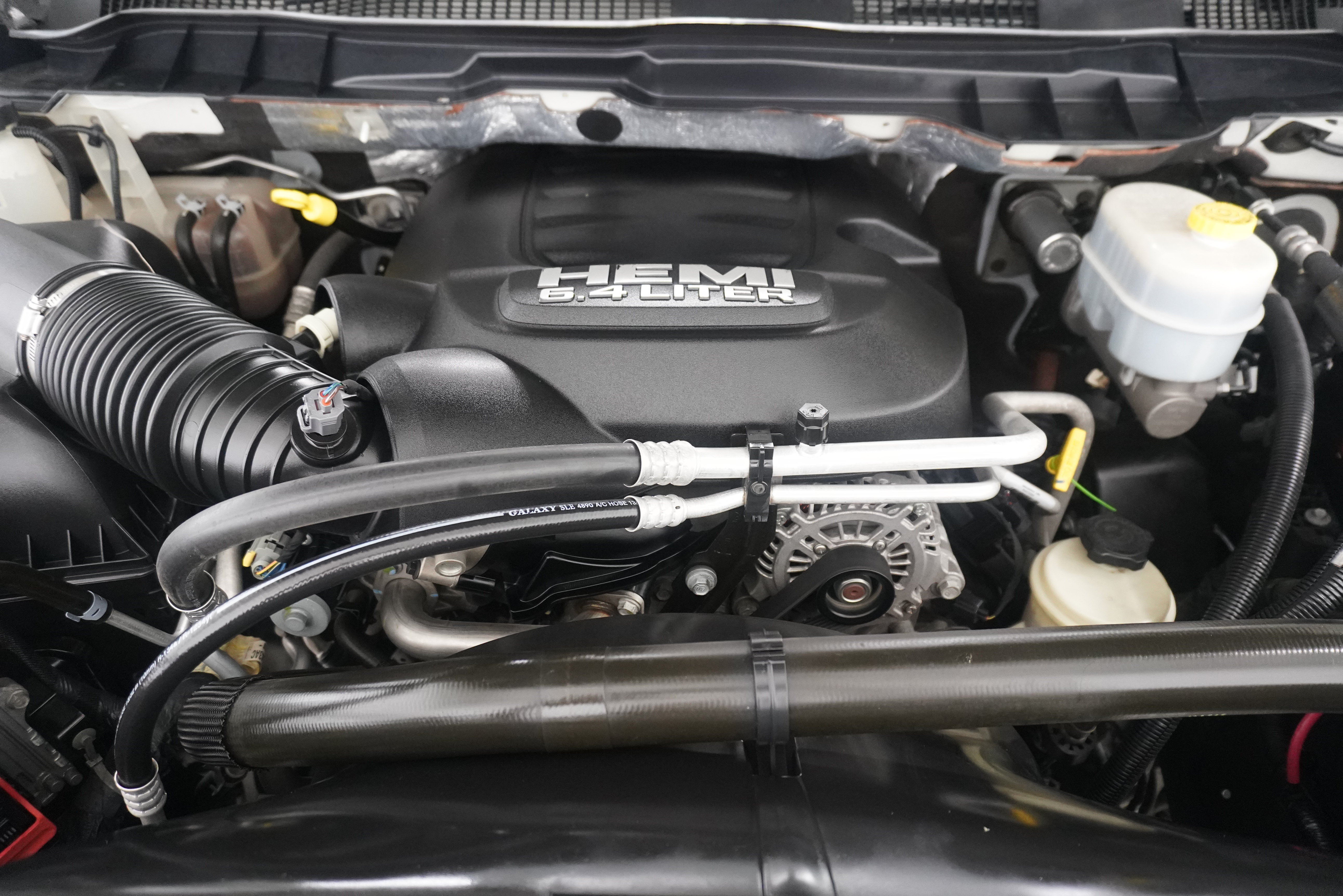 Used 2018 RAM 2500 Laramie w/ Sport Appearance Group AWD/4WD image 29