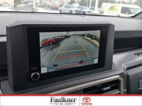 Certified 2025 Toyota Tacoma TRD Off-Road image 17