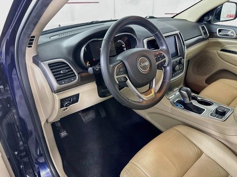 Used 2018 Jeep Grand Cherokee Limited AWD/4WD image 20