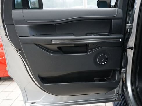 Used 2022 Ford Expedition Max XLT AWD/4WD image 45