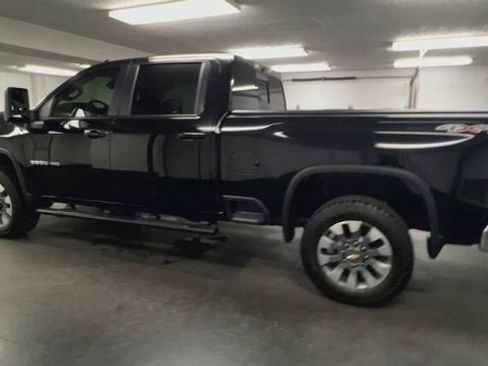 Used 2024 Chevrolet Silverado 2500 LT w/ All Star Edition AWD/4WD image 6