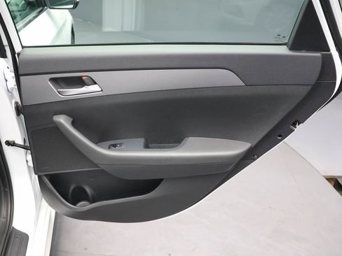 Used 2019 Hyundai Sonata SE image 23