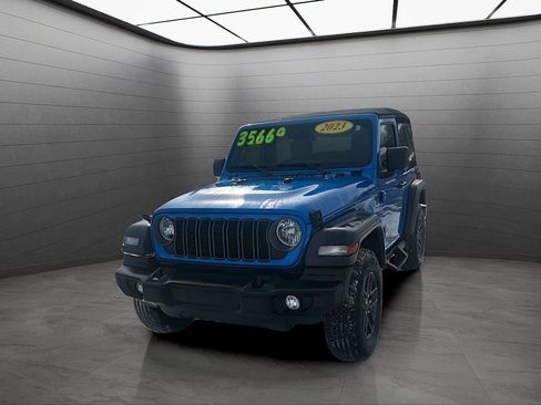 Used 2024 Jeep Wrangler Sport S image 1