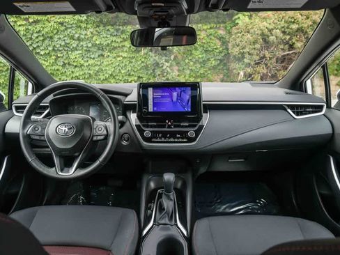 Certified 2025 Toyota Corolla SE FWD image 15