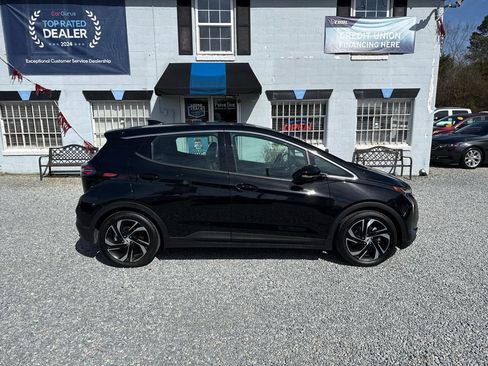 Used 2023 Chevrolet Bolt LT image 6