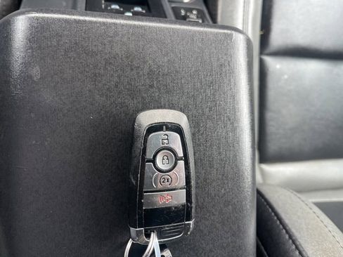 Used 2024 Ford Bronco Black Diamond image 21