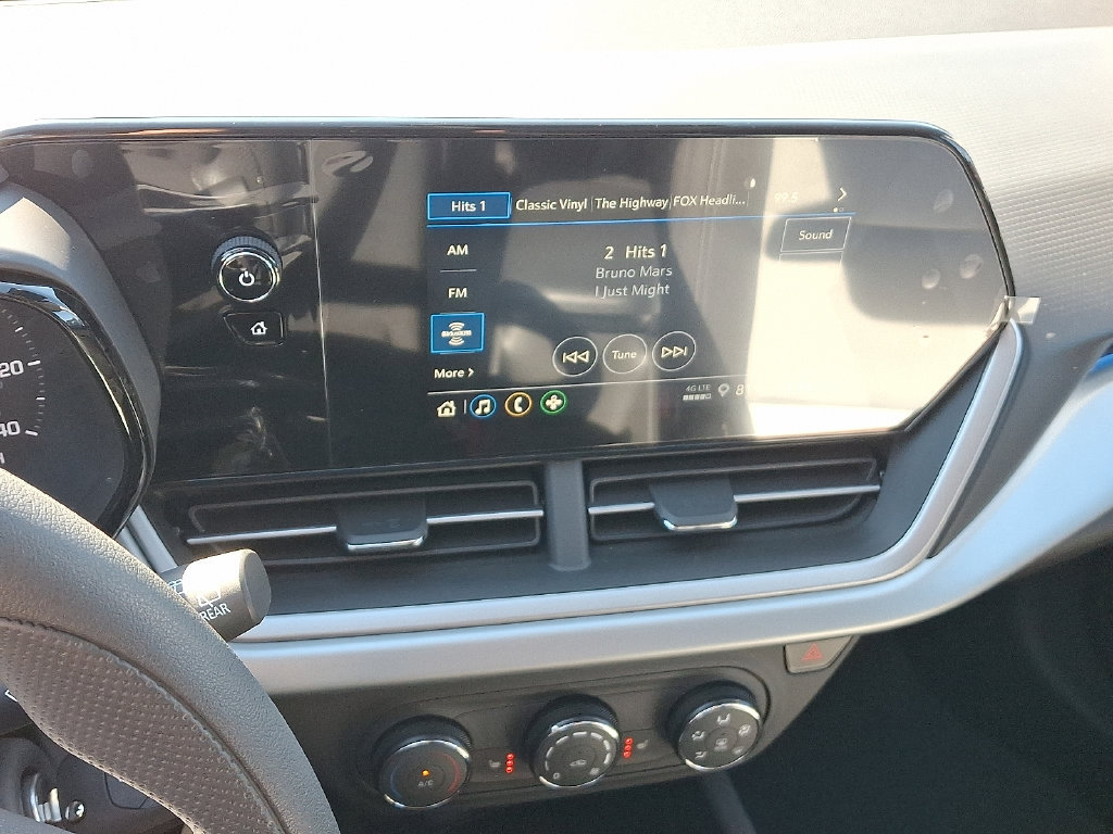 New 2026 Chevrolet Trax LS w/ LS Convenience Package FWD image 8