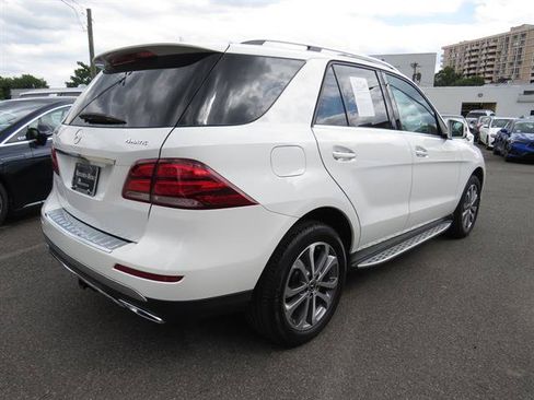 Used 2017 Mercedes-Benz GLE 350 4MATIC image 4