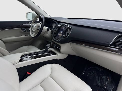 Used 2017 Volvo XC90 T6 Momentum w/ Vision Package AWD/4WD image 44