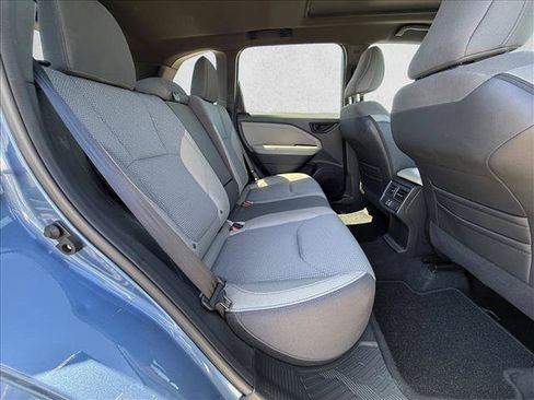 Used 2025 Subaru Forester Premium AWD/4WD image 23