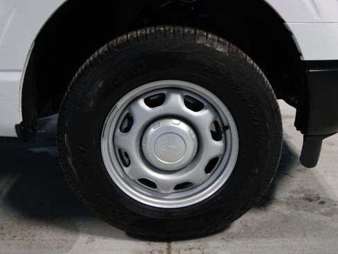 Used 2025 Ford F150 XL image 30