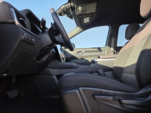 Used 2025 GMC Terrain Elevation image 11