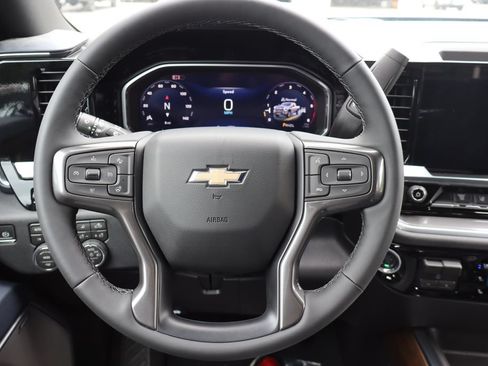 New 2026 Chevrolet Silverado 3500 High Country w/ Technology Package AWD/4WD image 7