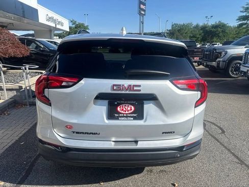 Used 2021 GMC Terrain SLE w/ Driver Convenience Package AWD/4WD image 6