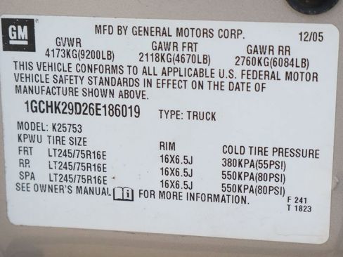 Used 2006 Chevrolet Silverado 2500 LT w/ Heavy-Duty Power Package image 54