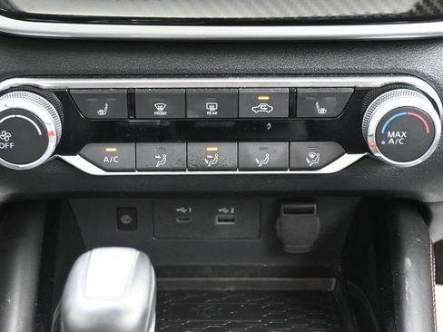 Used 2023 Nissan Altima 2.5 SR w/ SR Premium Package FWD image 19