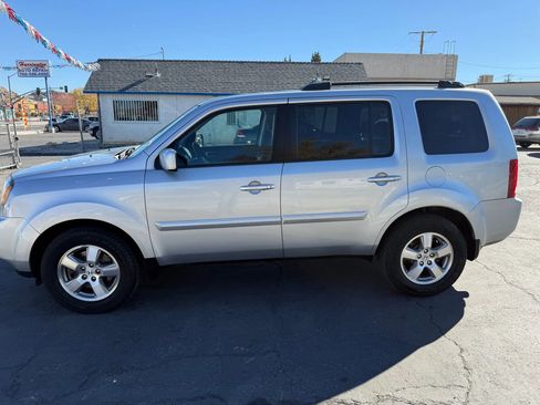 Used 2010 Honda Pilot EX-L image 5