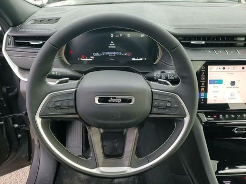 New 2026 Jeep Grand Cherokee L Limited image 23