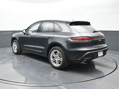 Certified 2023 Porsche Macan w/ Premium Package Plus image 3