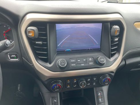 Used 2019 GMC Acadia Denali AWD/4WD image 15