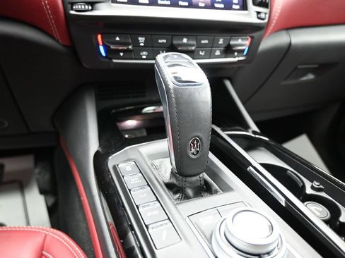 Used 2023 Maserati Levante GT AWD/4WD image 24