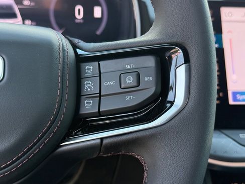 New 2025 Jeep Wagoneer S Limited image 21