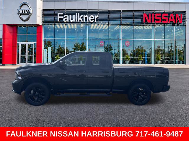 Used 2017 RAM 1500 Express w/ Black Ram 1500 Express Group AWD/4WD image 4