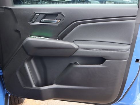 New 2025 GMC Canyon Elevation w/ Convenience Package image 23