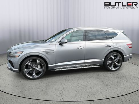 Used 2025 Genesis GV80 3.5T Prestige AWD/4WD image 3