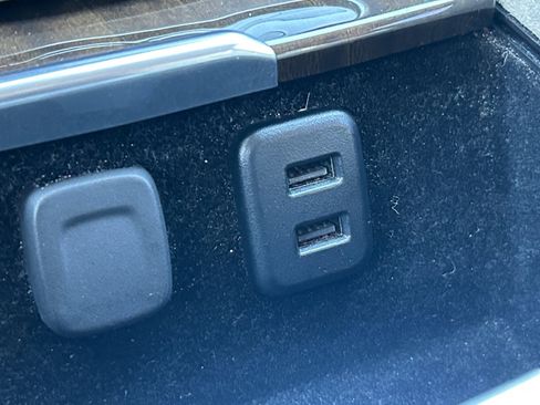 Used 2020 Cadillac Escalade ESV Luxury image 20