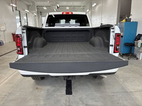 Certified 2025 RAM 2500 Big Horn AWD/4WD image 11