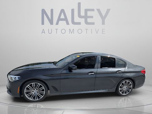 Used 2018 BMW 540i w/ M Sport Package RWD image 2