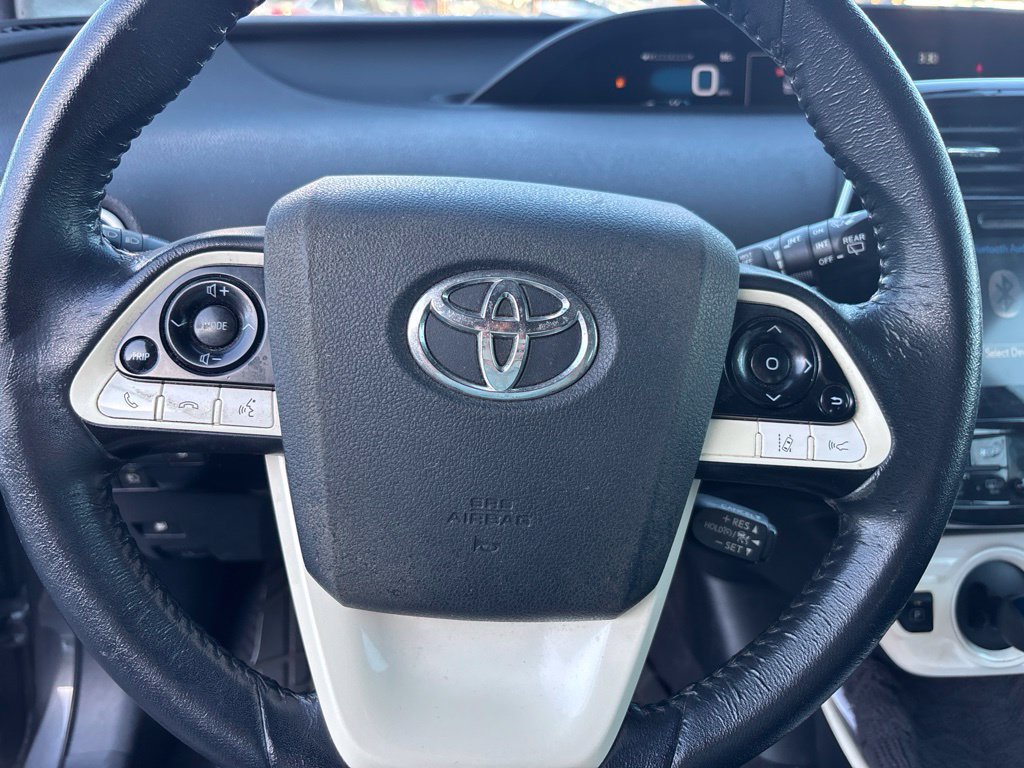 Used 2016 Toyota Prius Three Touring FWD image 19