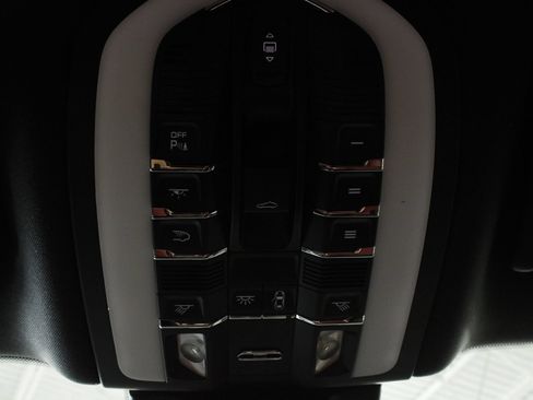 New 2026 Porsche Macan AWD/4WD image 32
