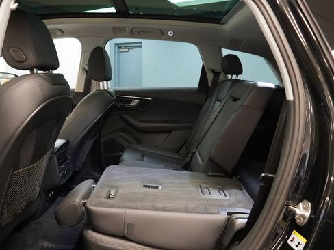 Used 2022 Audi Q7 3.0T Premium Plus image 27