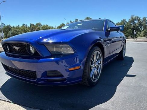 Used 2013 Ford Mustang GT w/ Brembo Brake Pkg RWD image 9