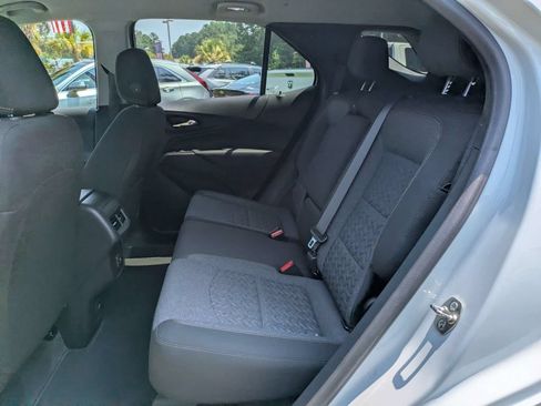 Used 2024 Chevrolet Equinox LT FWD image 15